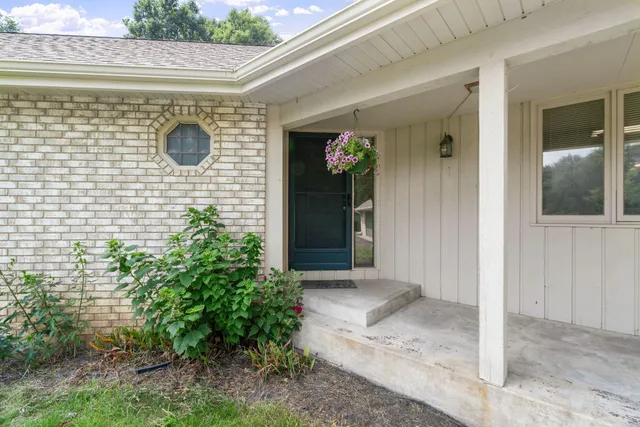 $749,900 | 13200 Henning Circle Northeast, Prior Lake, MN 55372