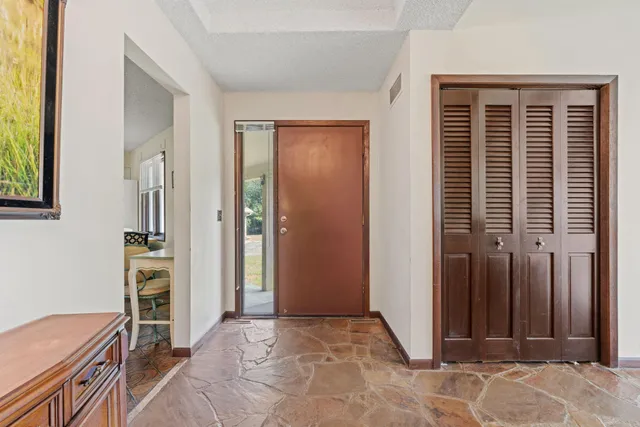 $749,900 | 13200 Henning Circle Northeast, Prior Lake, MN 55372