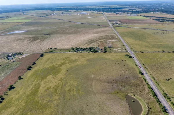 $1,119,000 | 183 Briggs Tx 76527, Bertram, TX 78605