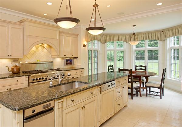 262 Winter Street Weston, MA 02493 - Photo 6 of 16