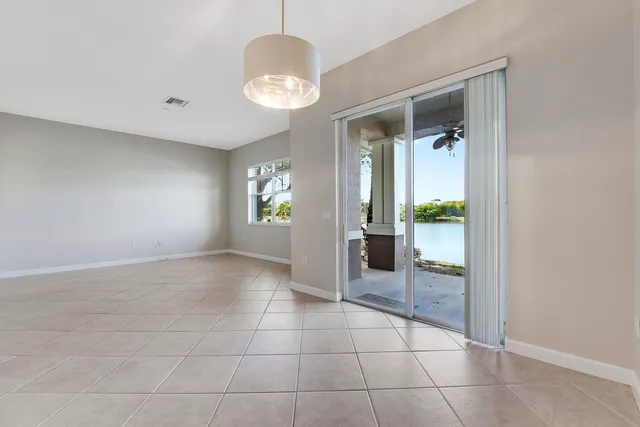 $3,200 | 881 Marina Del Ray Lane, Unit 1, West Palm Beach, FL 33401