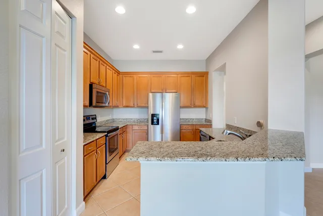 $3,200 | 881 Marina Del Ray Lane, Unit 1, West Palm Beach, FL 33401