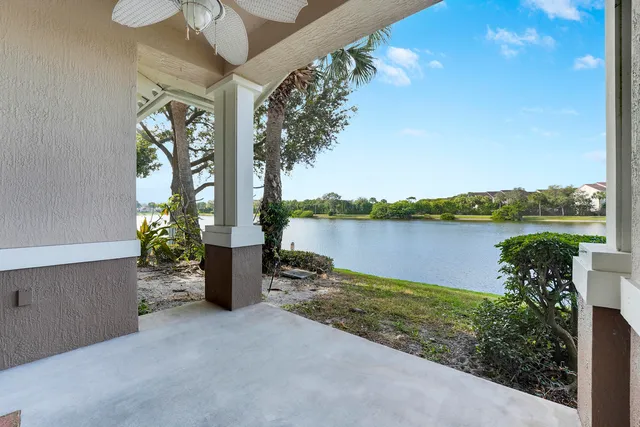 $3,200 | 881 Marina Del Ray Lane, Unit 1, West Palm Beach, FL 33401