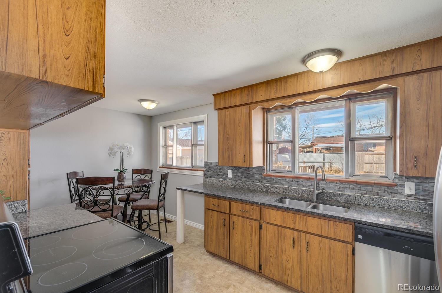 7471 Decatur Street Westminster, CO 80030 - Photo 9 of 34 Gallery Image 9