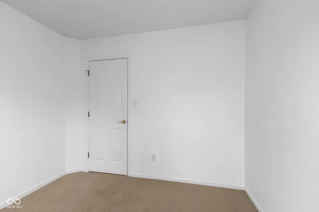 $295,000 | 910 North Buck Creek Road, Greenfield, IN 46140