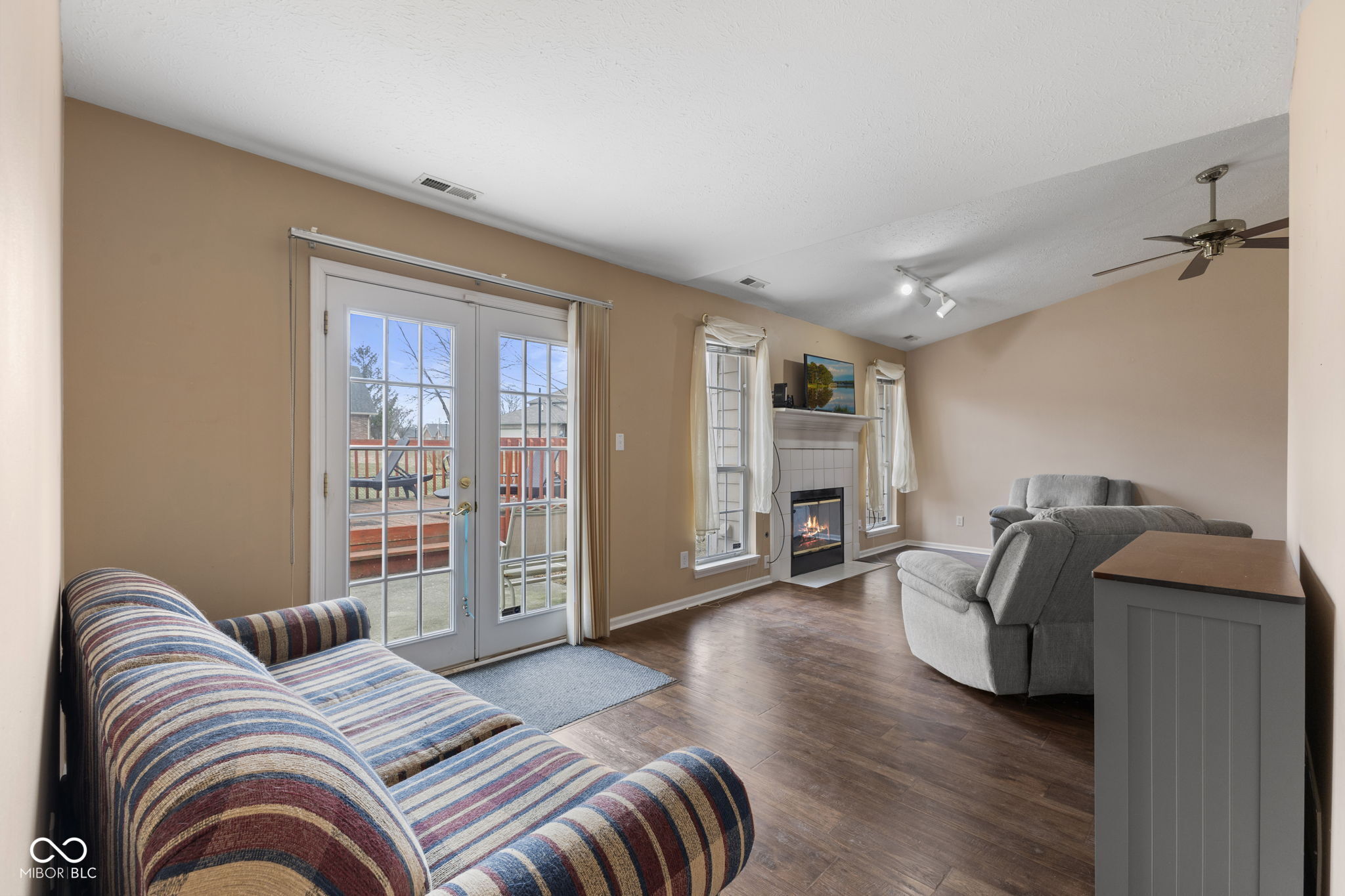 910 North Buck Creek Road Greenfield, IN 46140 - Photo 6 of 29