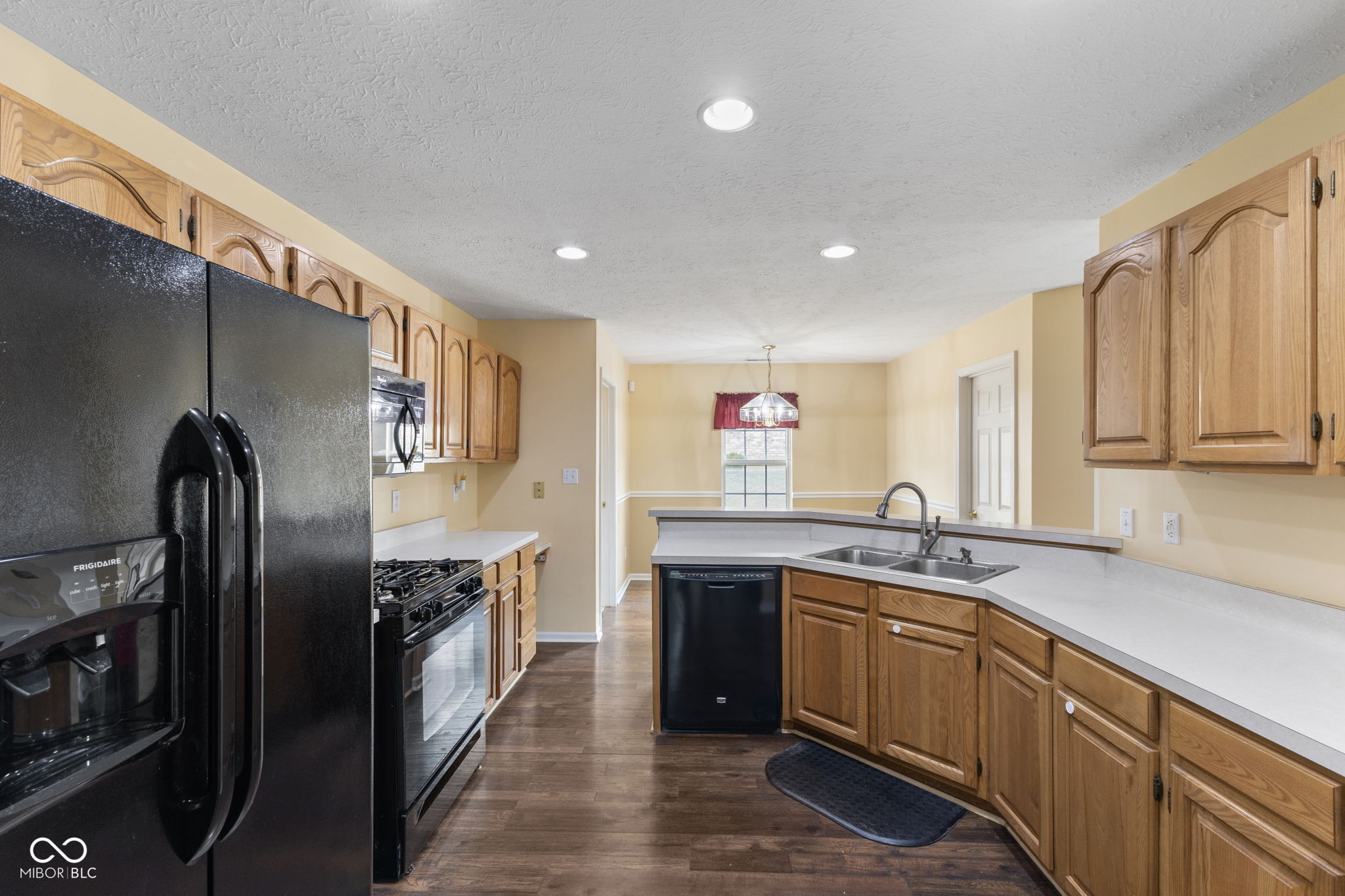 910 North Buck Creek Road Greenfield, IN 46140 - Photo 7 of 29