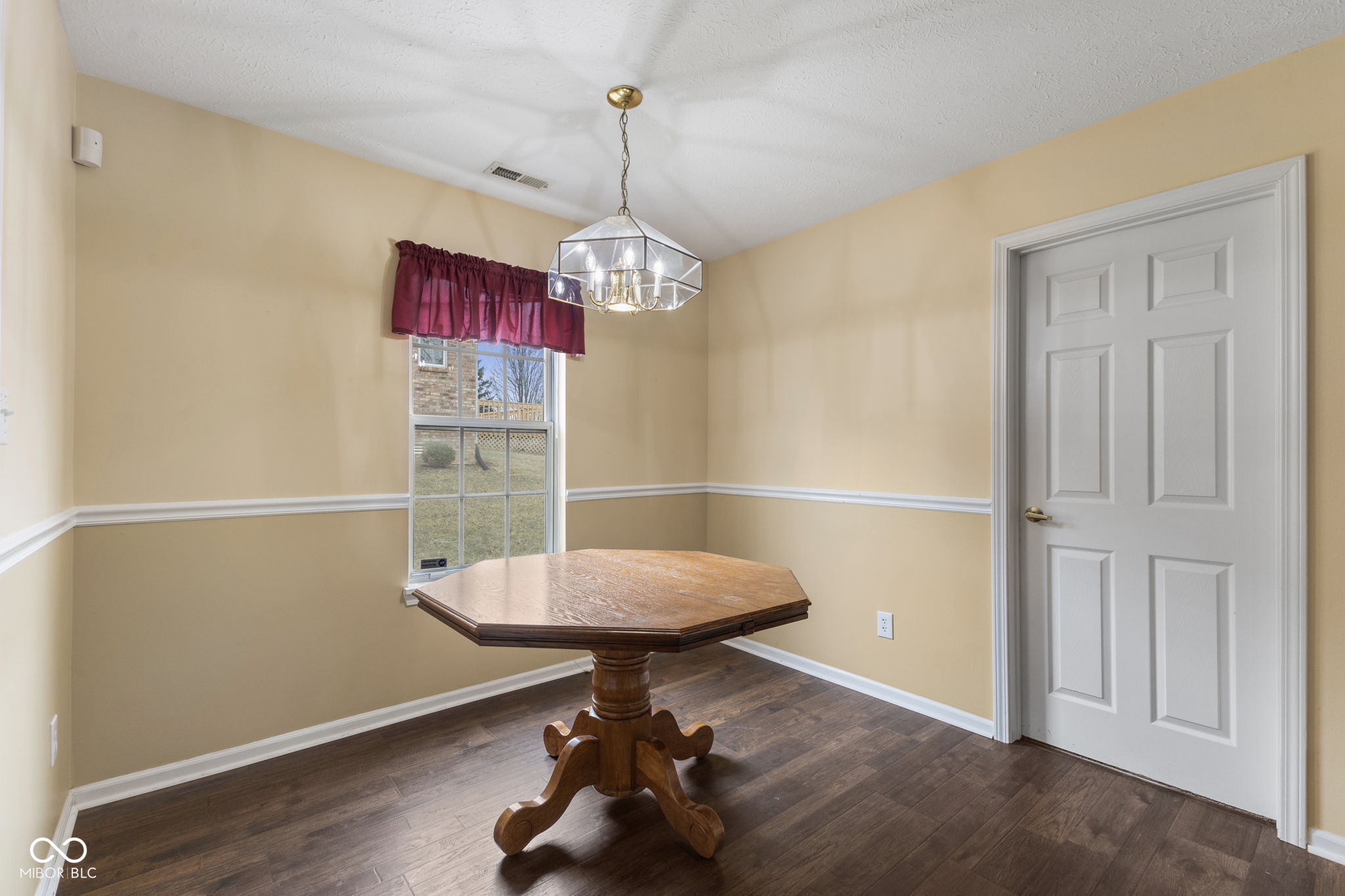 910 North Buck Creek Road Greenfield, IN 46140 - Photo 9 of 29