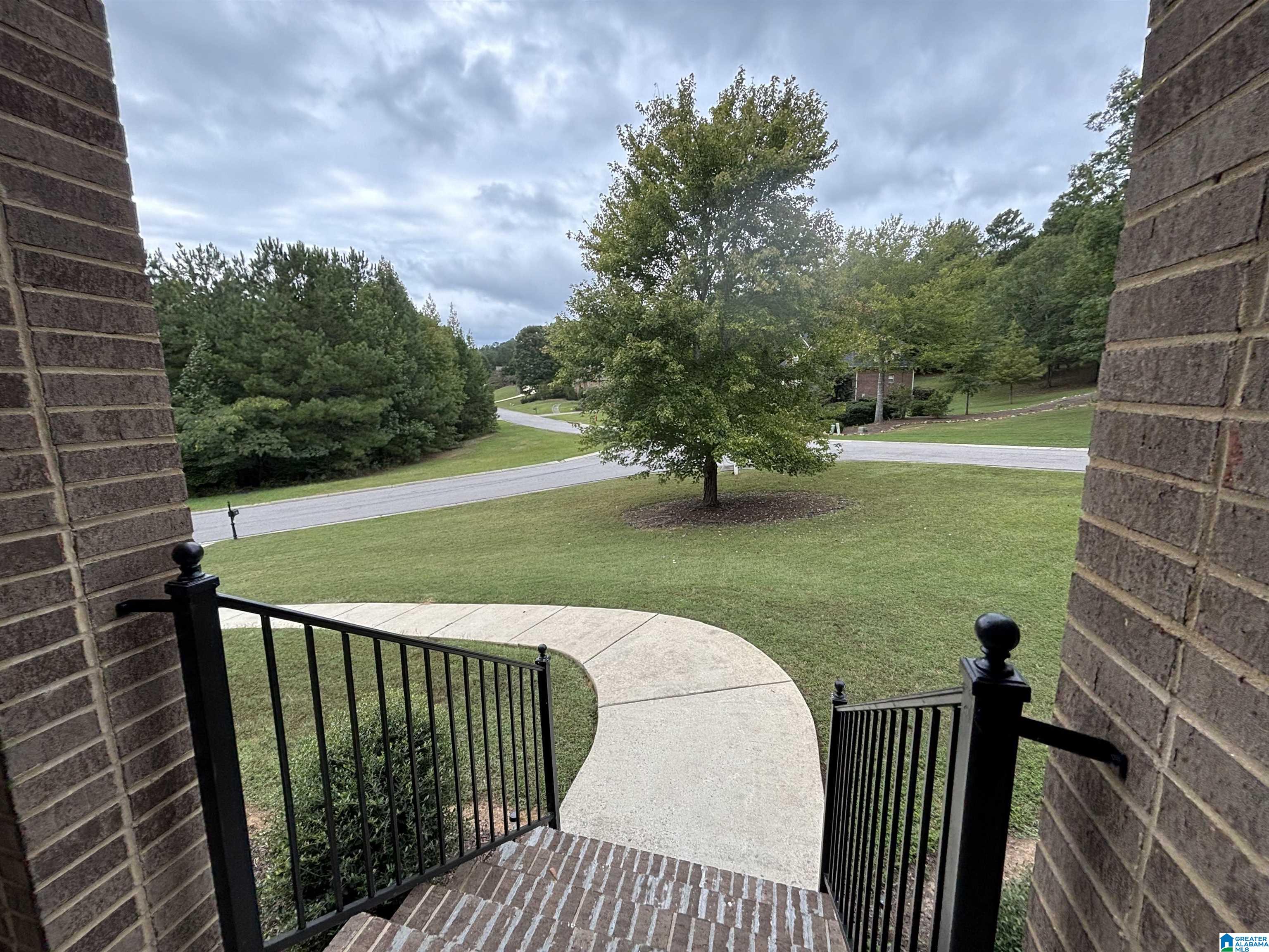 601 Emerald Trace Chelsea, AL 35043 - Photo 6 of 35