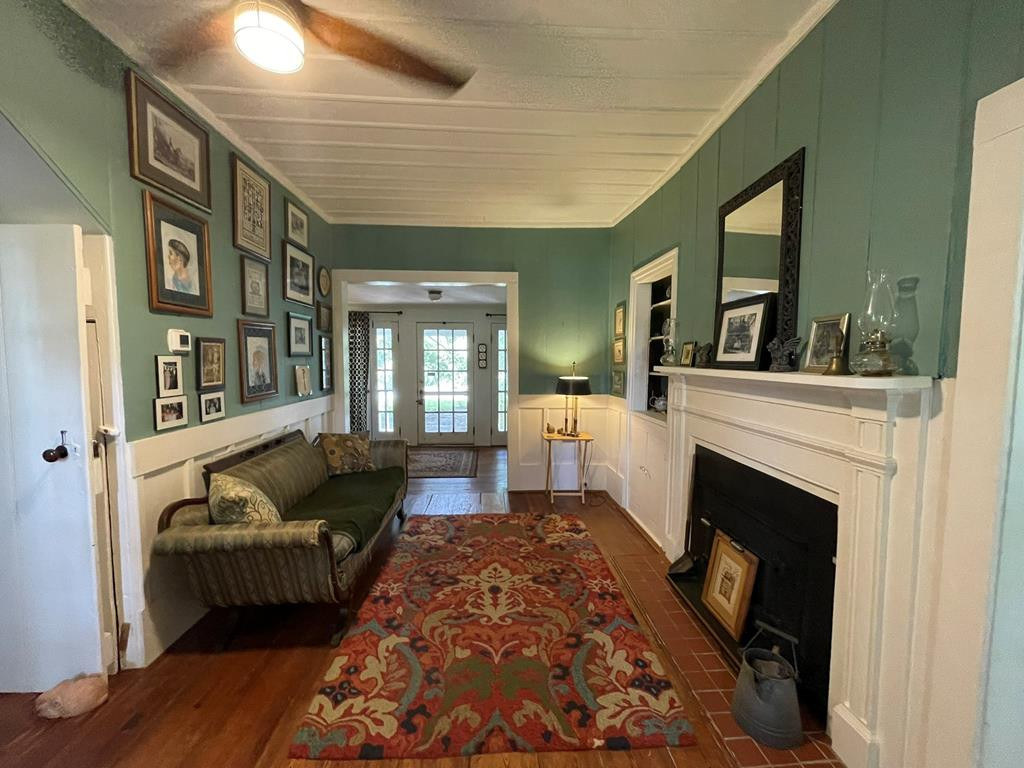 5523 North Road Orangeburg, SC 29118 - Photo 23 of 46 Foyer Area