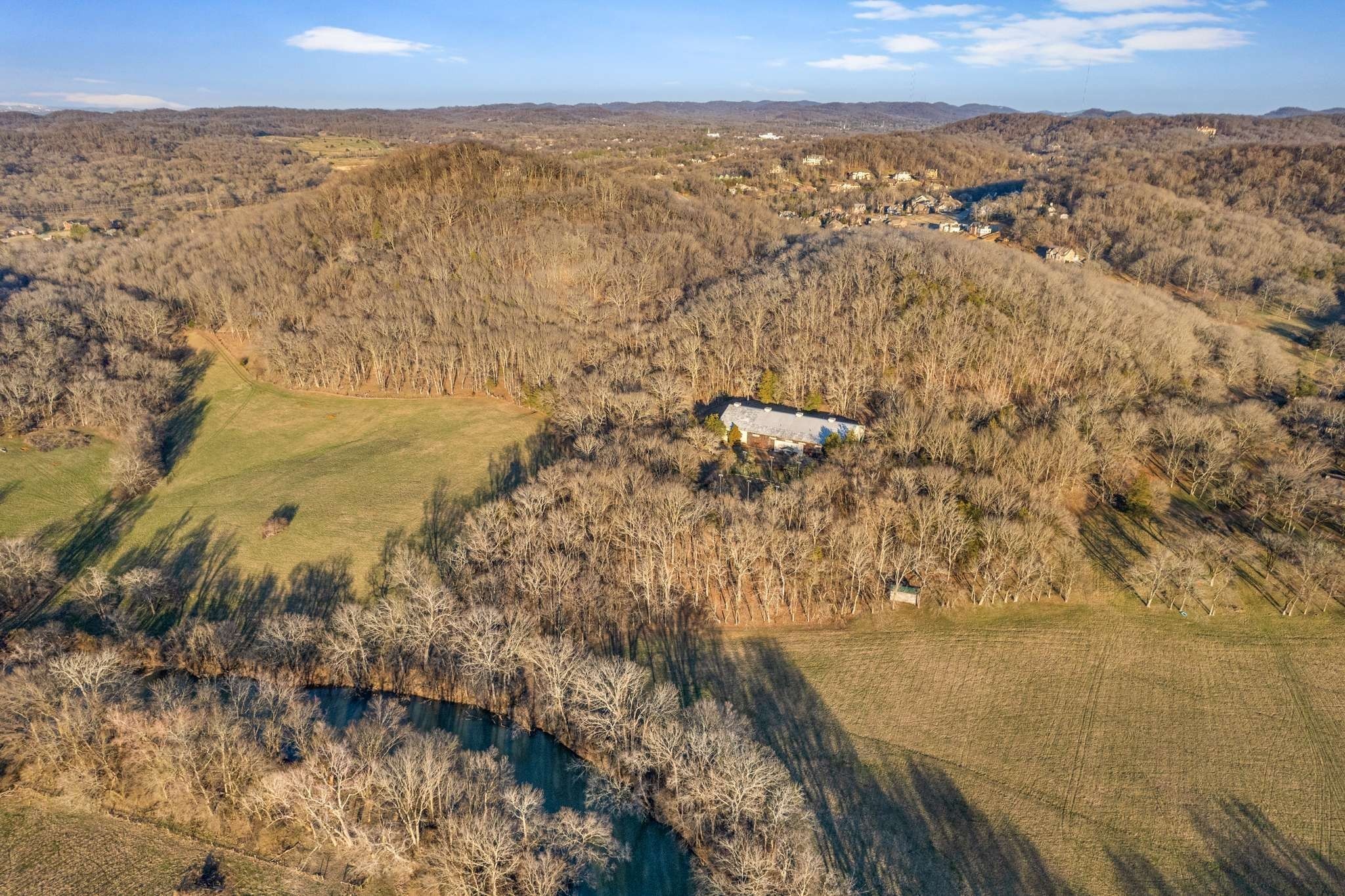 360 Vaughn Road Nashville, TN 37221 - Photo 20 of 34 a view of city and ocean
