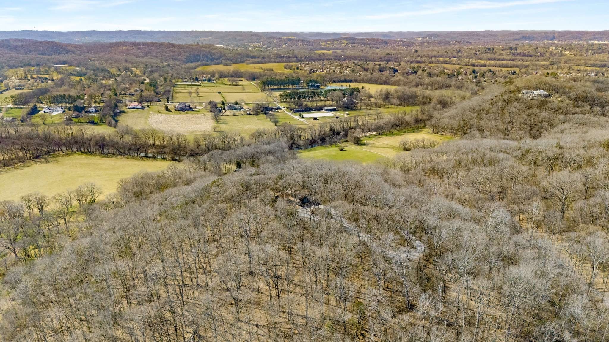 360 Vaughn Road Nashville, TN 37221 - Photo 27 of 34 a view of city and mountain