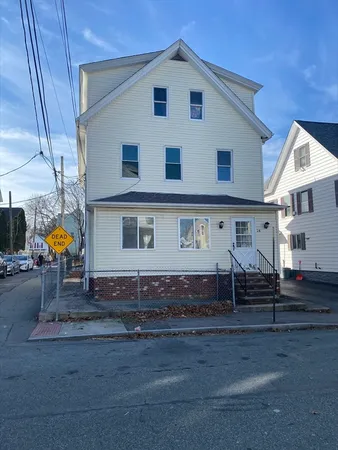 $1,675 | 24 Church Street, Unit 2, Taunton, MA 02780