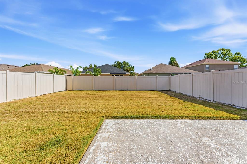 10257 Newminster Loop Ruskin, FL 33573 - Photo 35 of 52