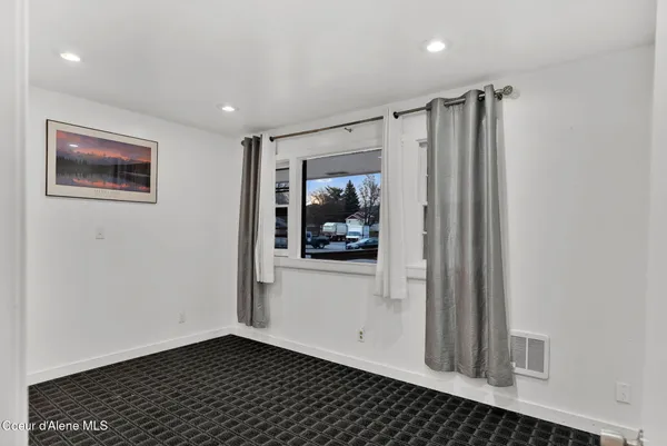 $520,000 | 1215 North 1st Street, Coeur D'Alene, ID 83814