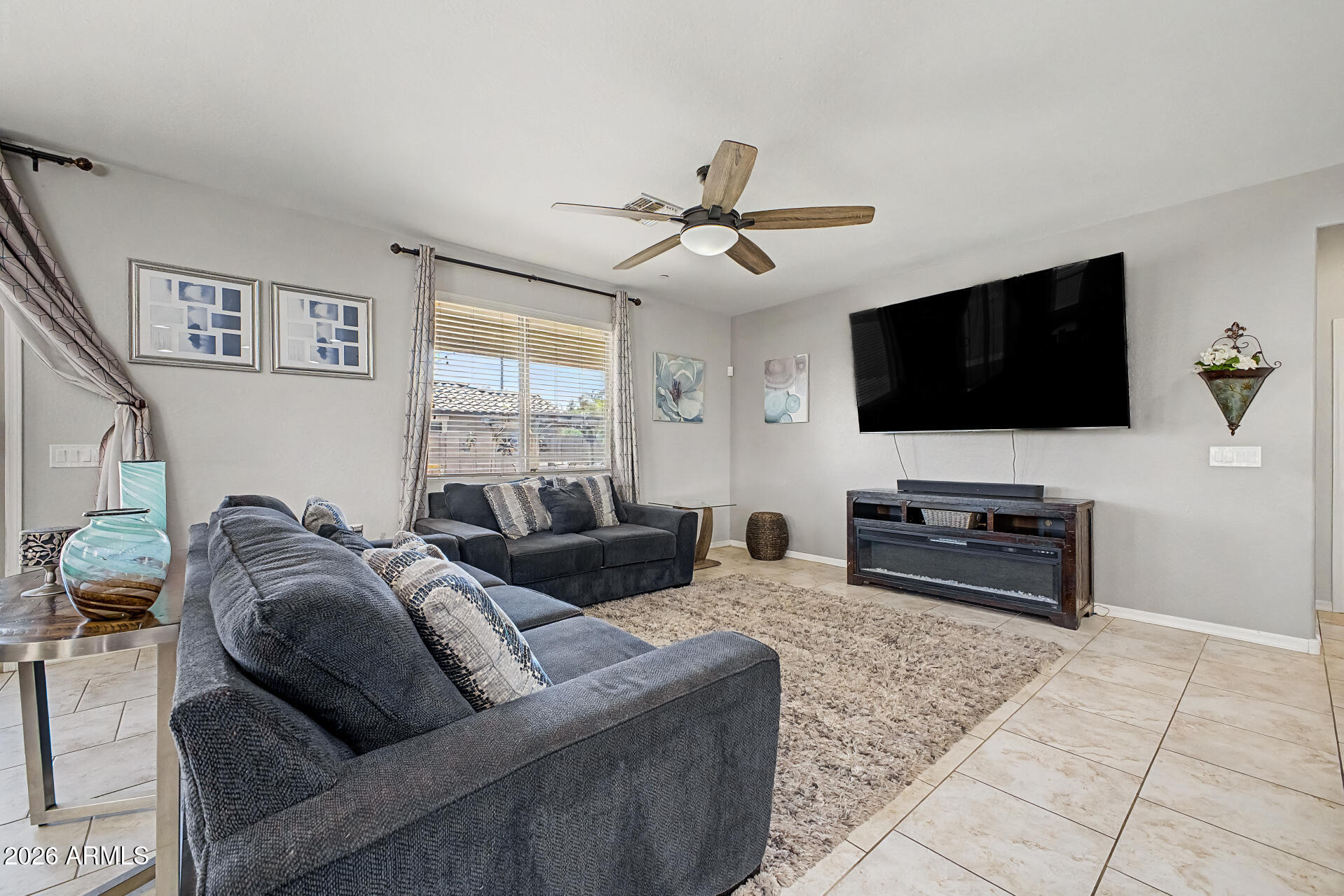21377 West Almeria Road Buckeye, AZ 85396 - Photo 5 of 40 Great Room View B