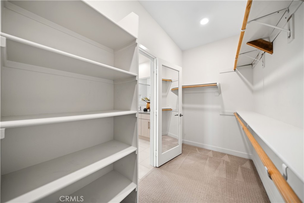 116 Newall Irvine, CA 92618 - Photo 33 of 45 a view of an empty walk in closet