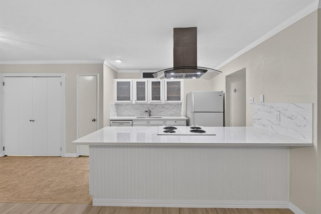 517 Ridgemont Drive Allen, TX 75002 - Photo 6 of 20 Kitchen Island For Cooking and Light Meals