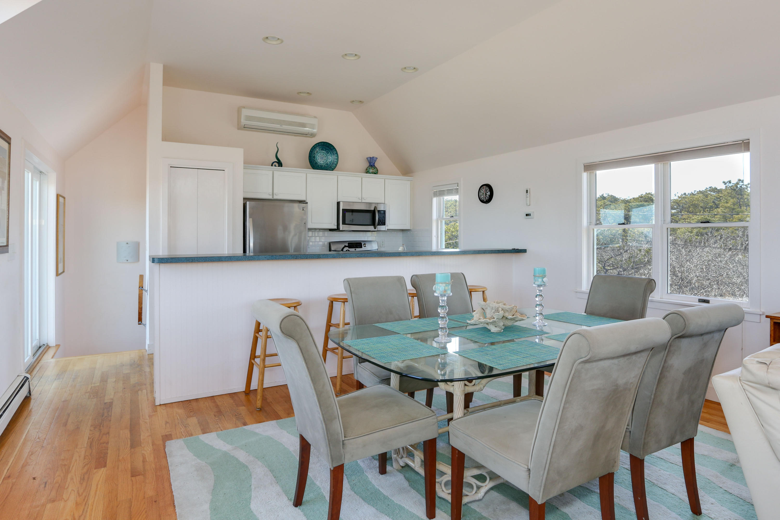 1105 Cahoon Hollow Road Wellfleet, MA 02667 - Photo 12 of 30 1105CahLR-5