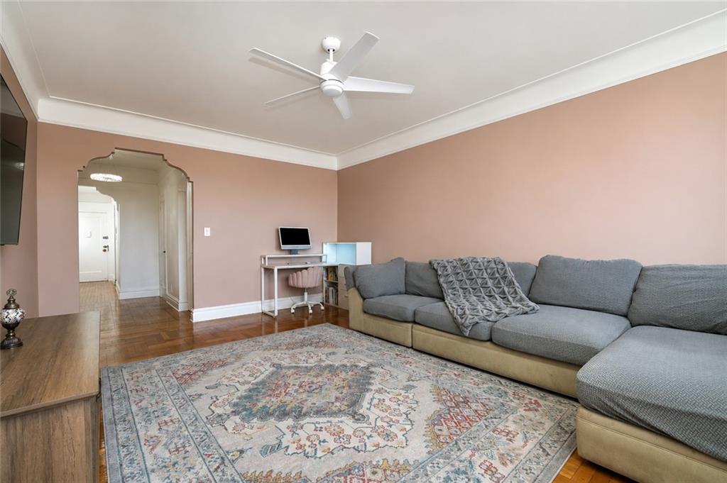 6702 Ridge Boulevard, Unit 4H Brooklyn, NY 11220 - Photo 25 of 33