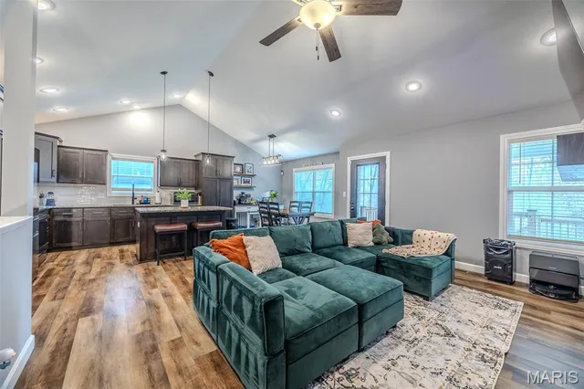 $389,900 | 114 Alice Drive, Waynesville, MO 65583