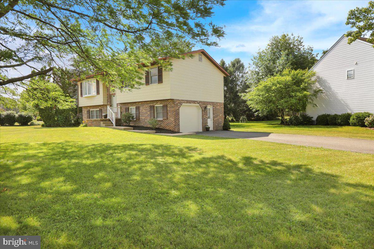 509 Rutledge Avenue Lancaster, PA 17601 - Photo 3 of 35 Gallery Image 3