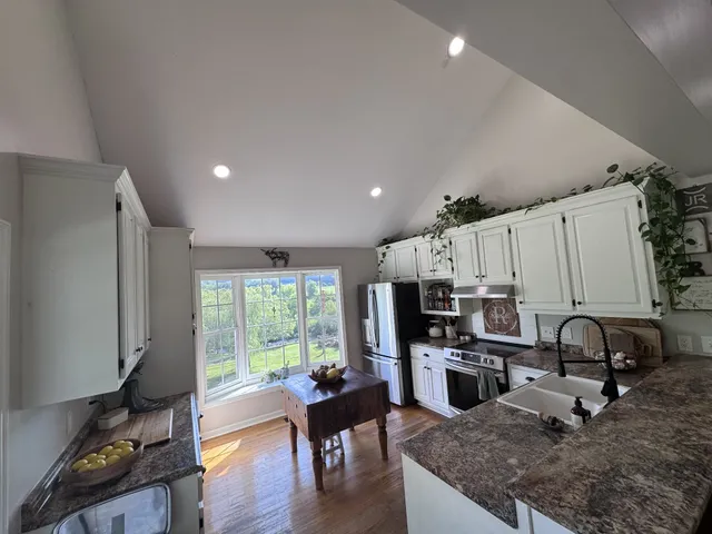 $686,000 | 3310 Dog Branch Road, Prospect, TN 38477