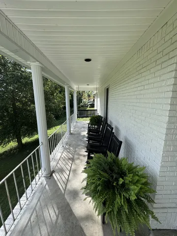 $686,000 | 3310 Dog Branch Road, Prospect, TN 38477