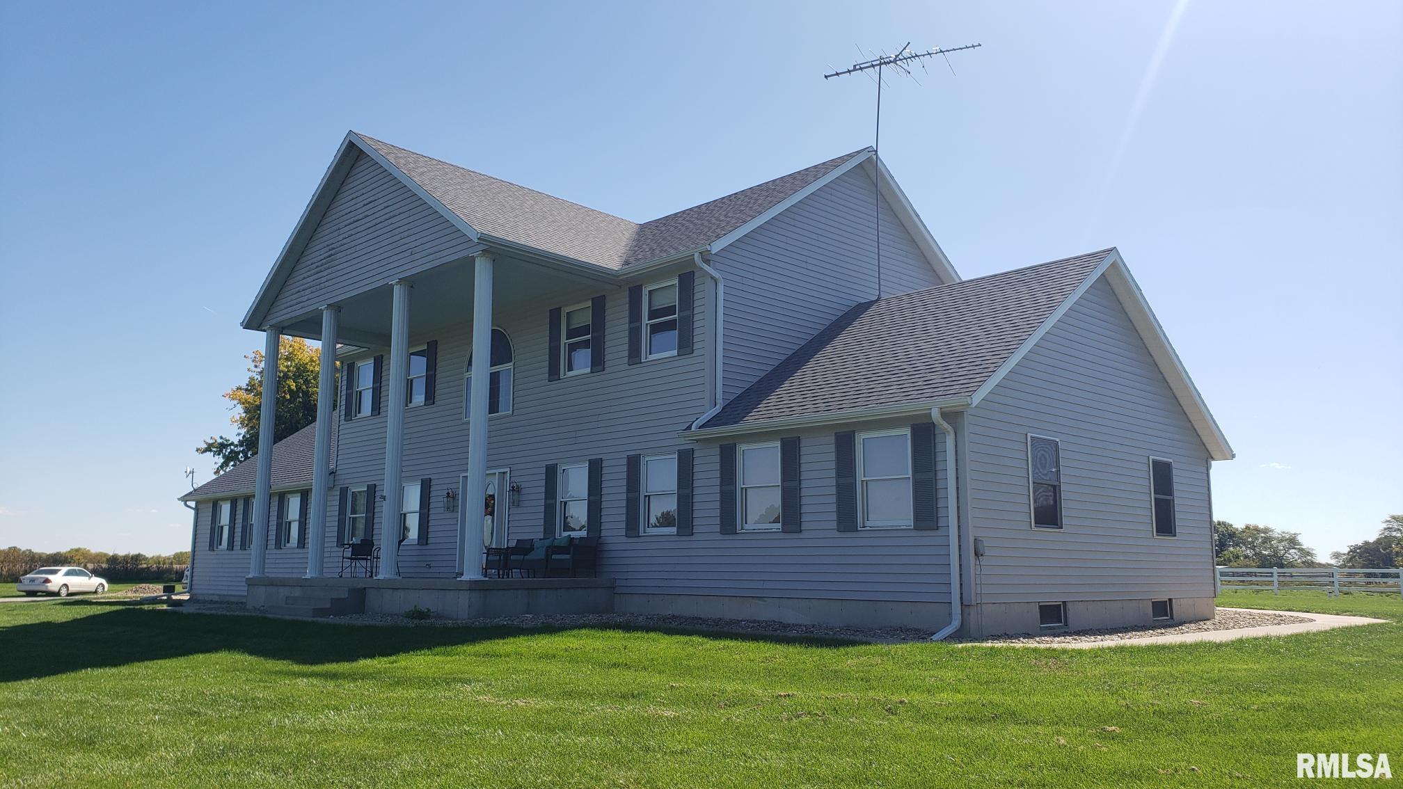 1524 Township Road Stronghurst, IL 61480 - Photo 9 of 26 Gallery Image 9