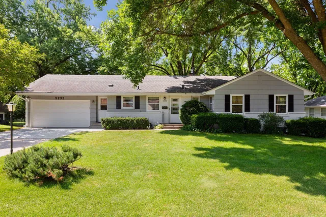 $3,900 | 5233 Danens Drive, Edina, MN 55439