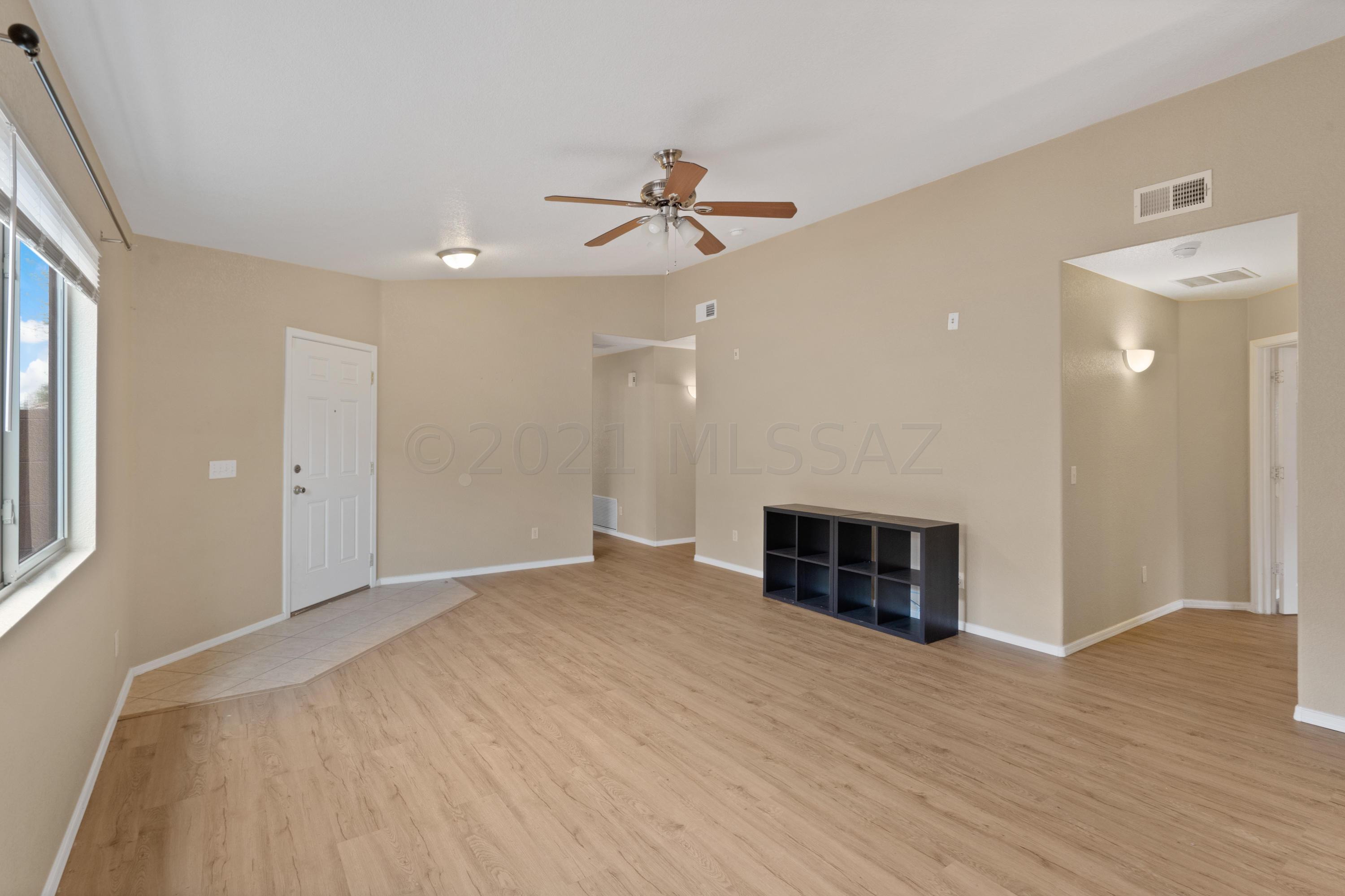 1285 North Wildcat Diers Road Tucson, AZ 85745 - Photo 3 of 24