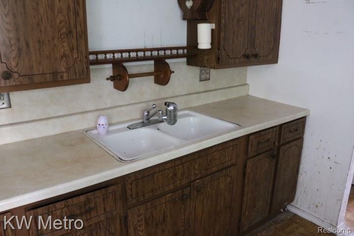 1516 Sibley Avenue Rochester Hills, MI 48307 - Photo 15 of 33