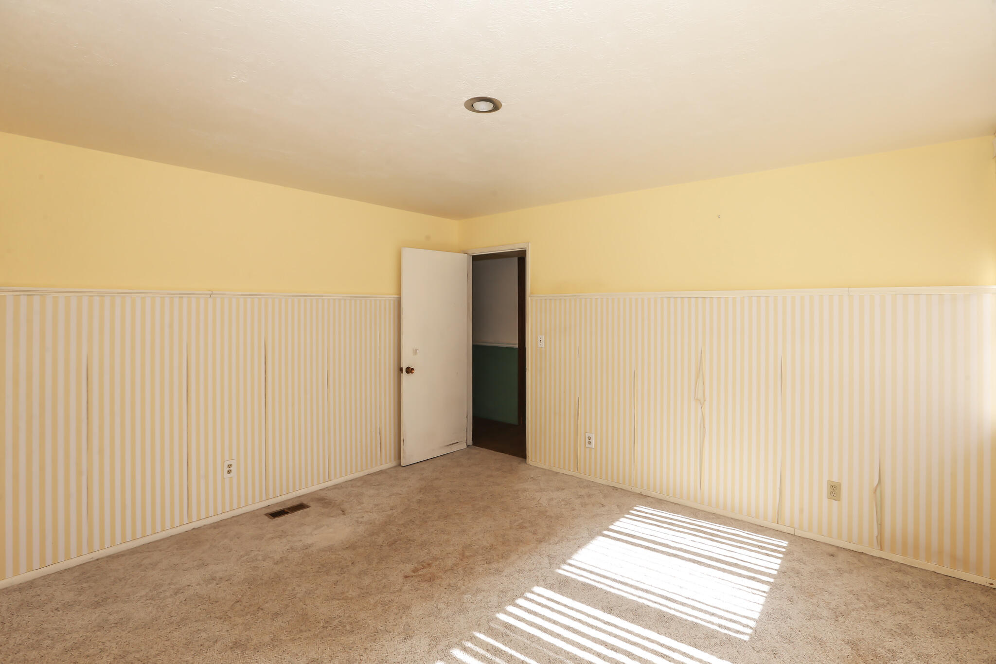 10453 Deschutes Road Palo Cedro, CA 96073 - Photo 13 of 58 DA2P6167