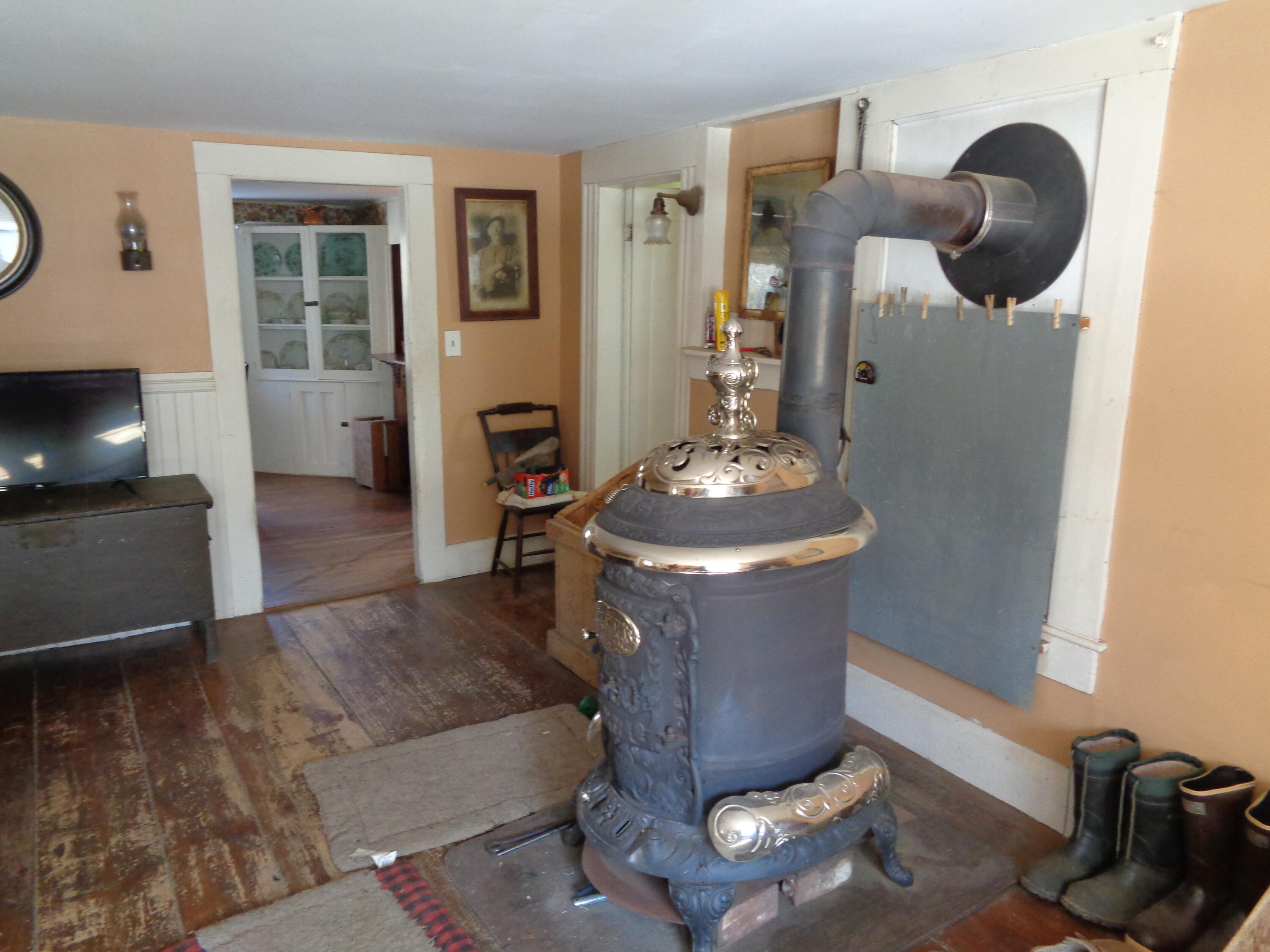 18 Dyer's Bay Road Steuben, ME 04680 - Photo 5 of 29 Living room