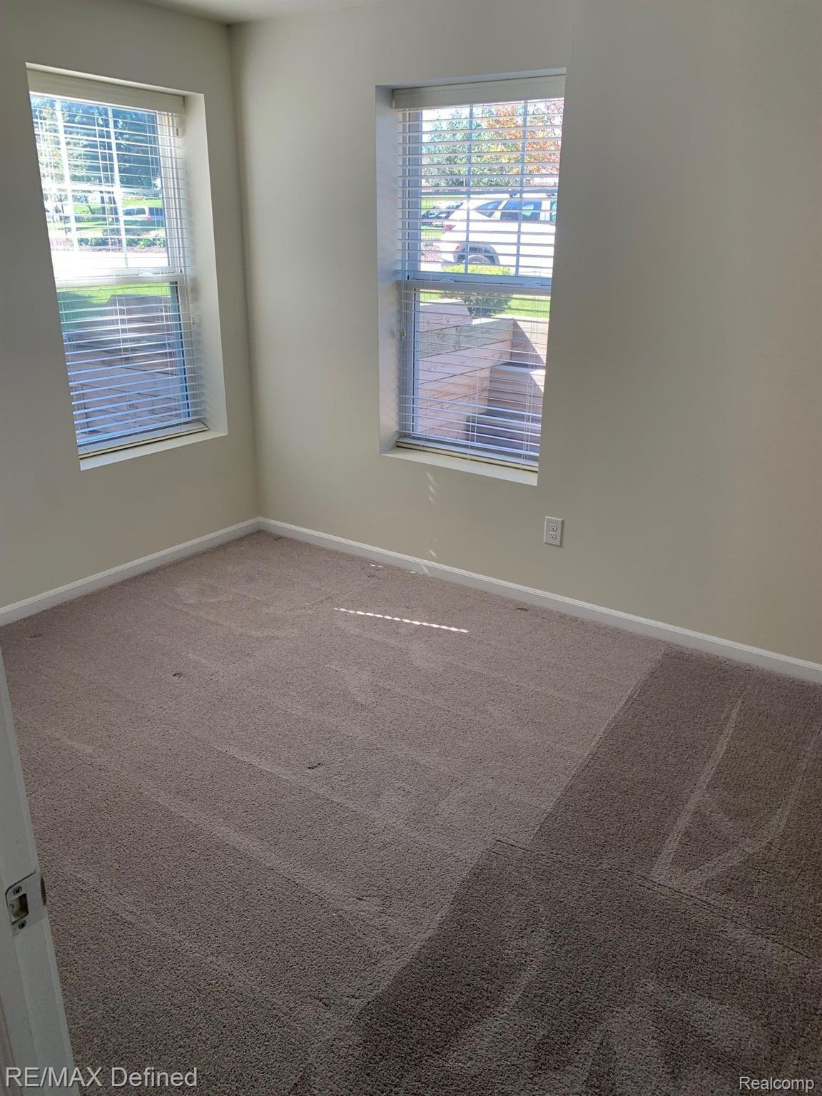 923 Barclay Circle Rochester, MI 48307 - Photo 14 of 18 Gallery Image 14