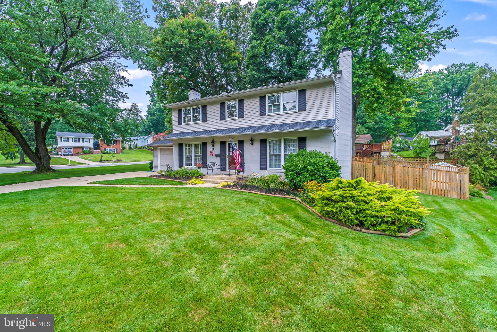 6726 Bellamy Avenue Springfield, VA 22152 - Photo 2 of 38 Gallery Image 2