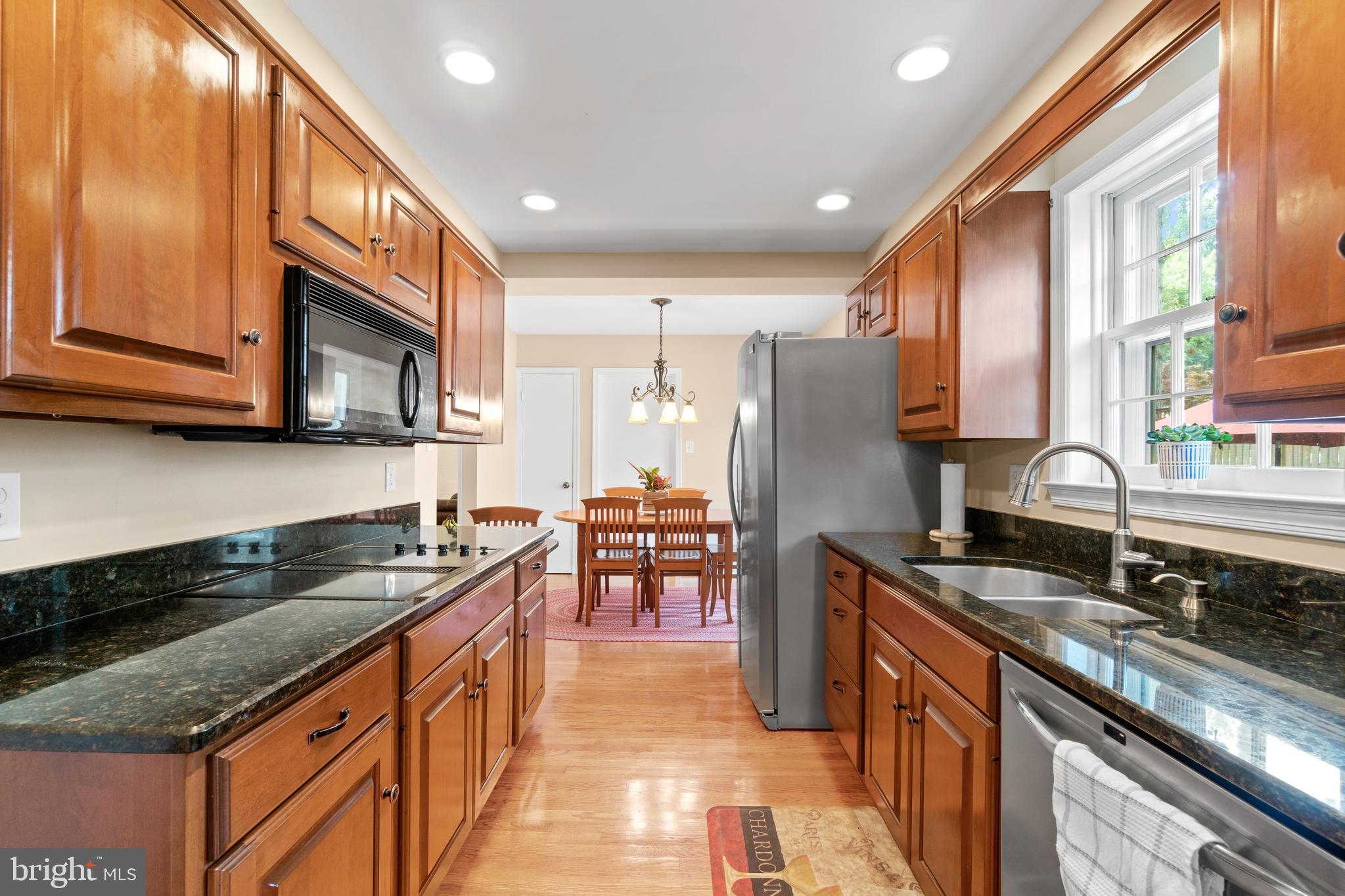 6726 Bellamy Avenue Springfield, VA 22152 - Photo 13 of 38 Gallery Image 13