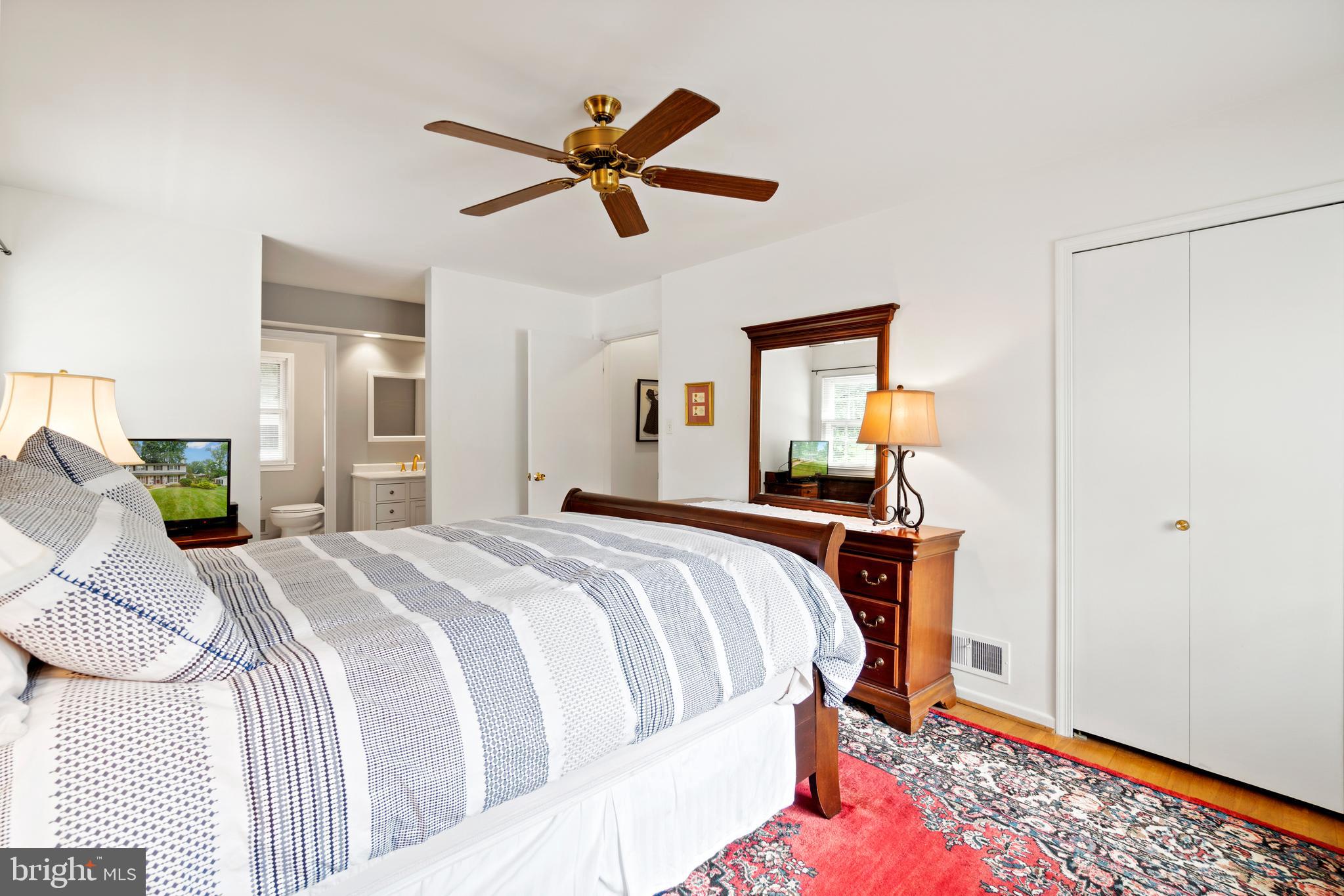 6726 Bellamy Avenue Springfield, VA 22152 - Photo 18 of 38 Gallery Image 18