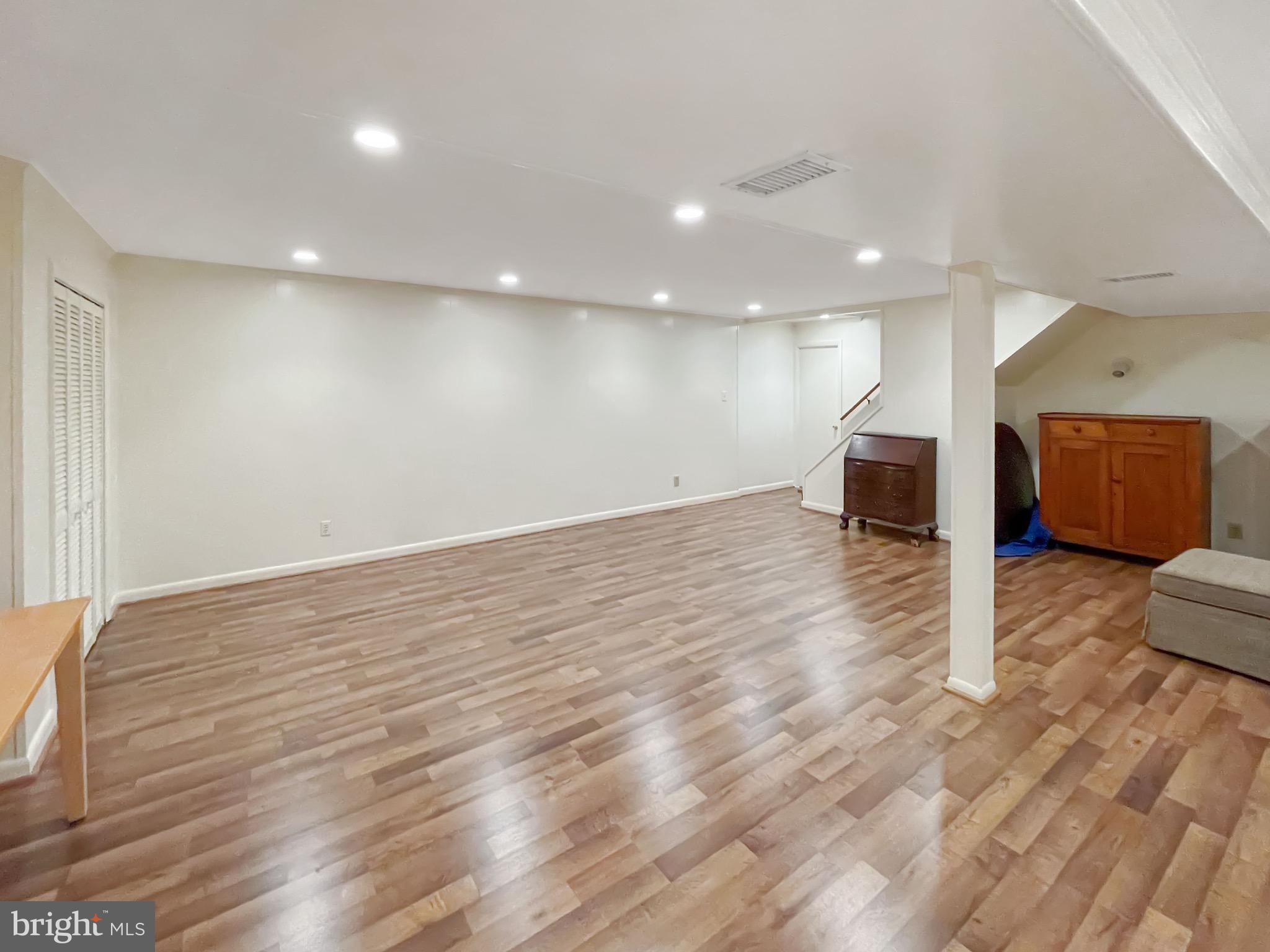 6726 Bellamy Avenue Springfield, VA 22152 - Photo 30 of 38 Gallery Image 30