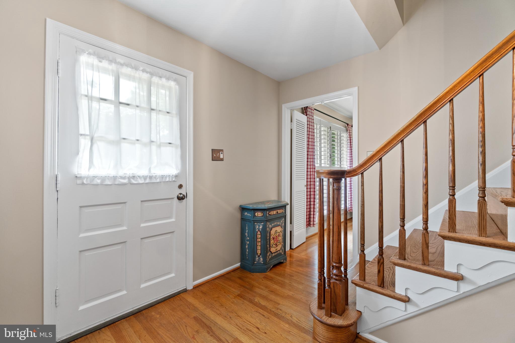 6726 Bellamy Avenue Springfield, VA 22152 - Photo 4 of 38 Gallery Image 4