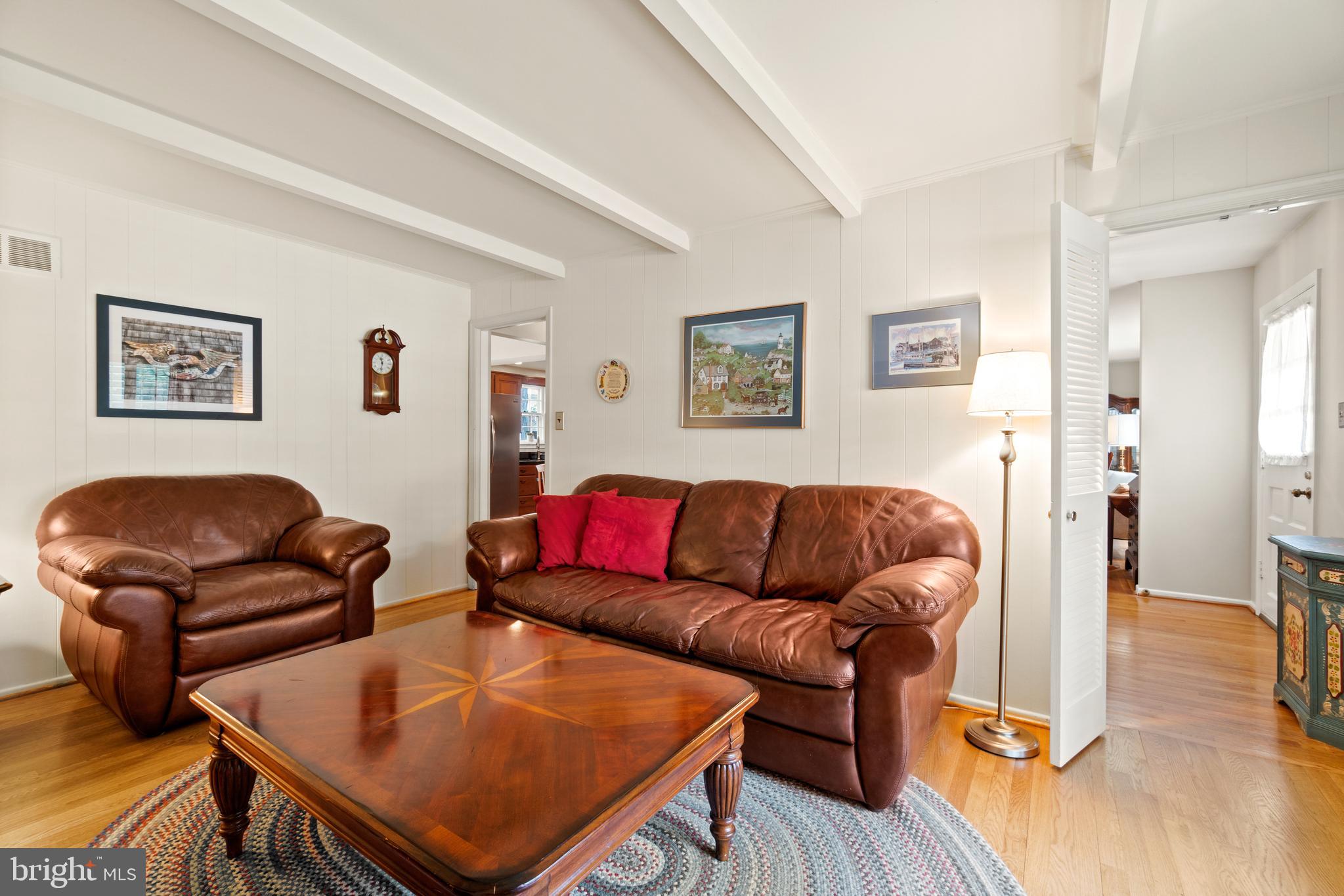 6726 Bellamy Avenue Springfield, VA 22152 - Photo 8 of 38 Gallery Image 8
