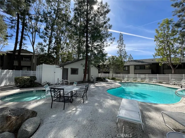 $2,300 | 20702 El Toro, Unit 394, Lake Forest, CA 92630