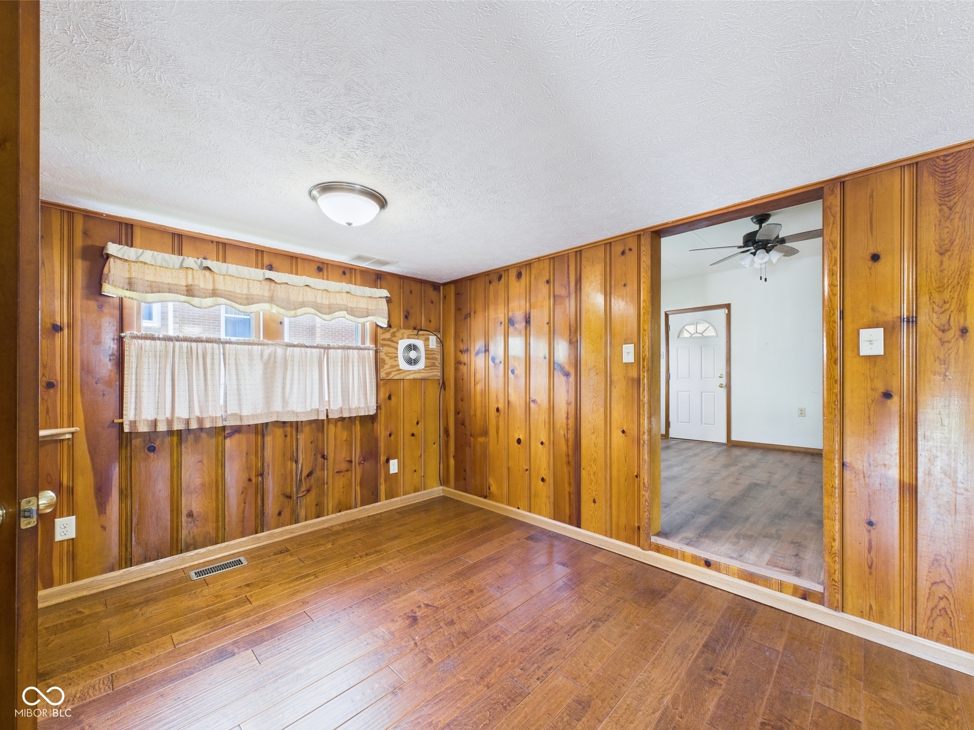 238 South Jefferson Street Pendleton, IN 46064 - Photo 24 of 31