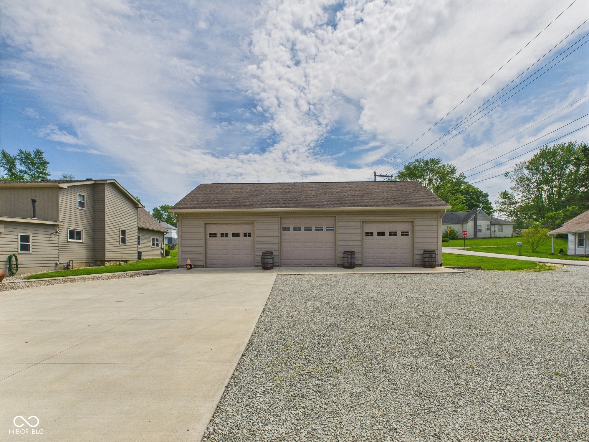 238 South Jefferson Street Pendleton, IN 46064 - Photo 3 of 31