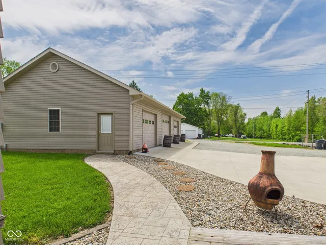 $310,000 | 238 South Jefferson Street, Pendleton, IN 46064