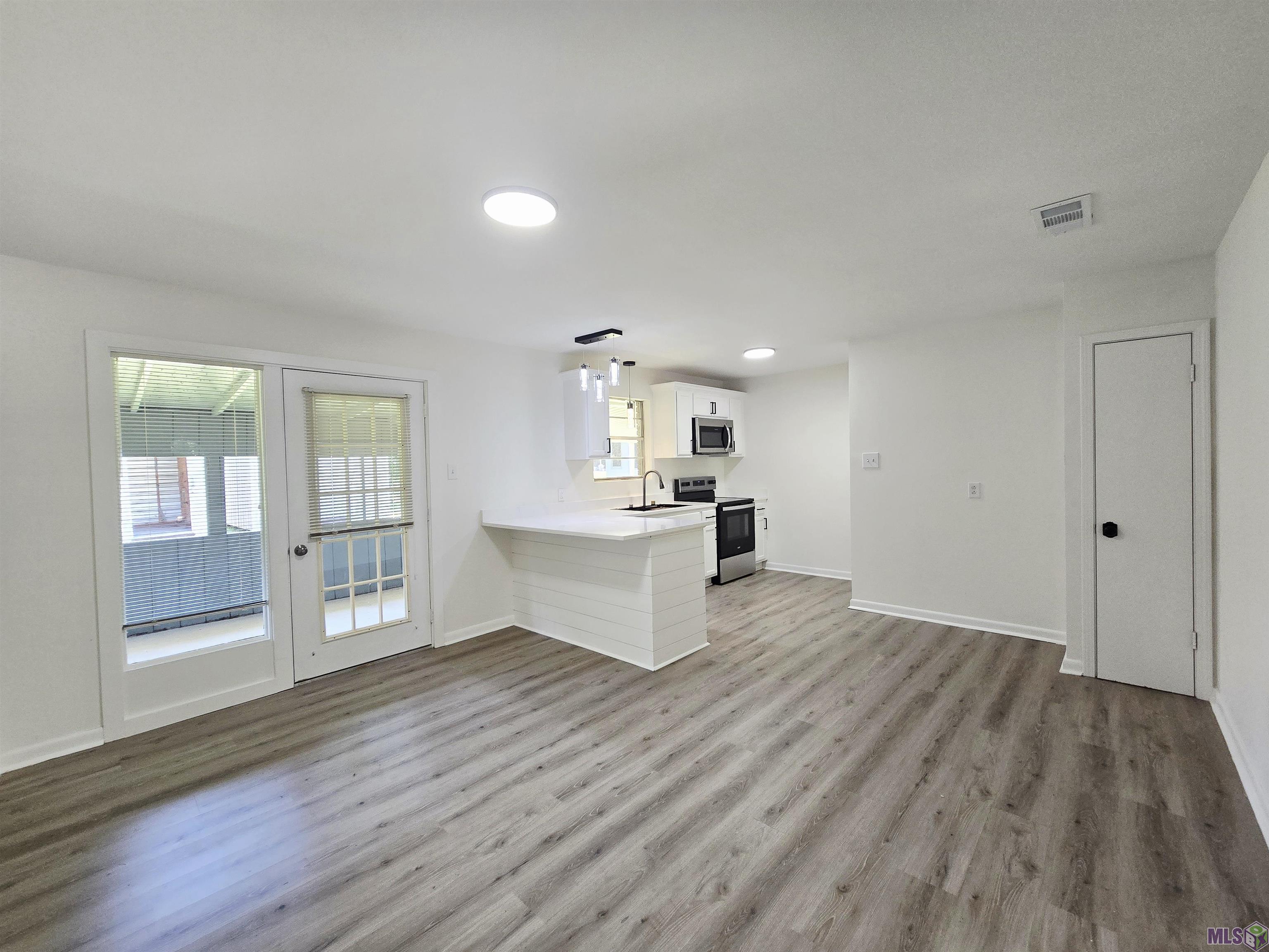 12819 Sullivan Road Baton Rouge, LA 70818 - Photo 3 of 12
