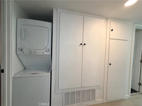 $2,800 | 812 East Washington Avenue, Escondido, CA 92025