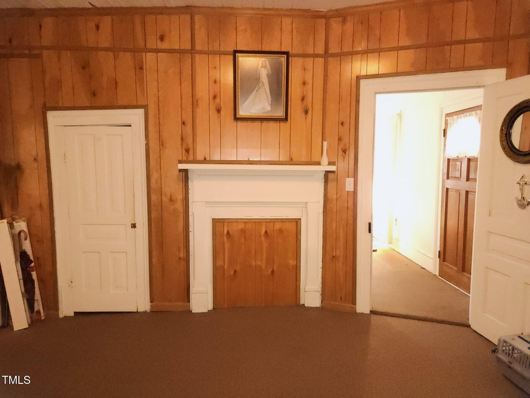 320 Depot Street Roxboro, NC 27573 - Photo 10 of 16 20241218_112521