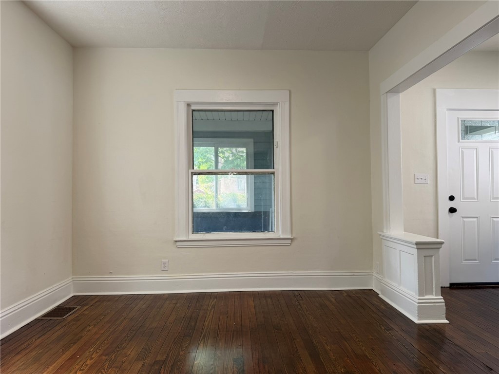 38 Hazelwood Terrace Rochester, NY 14609 - Photo 9 of 26