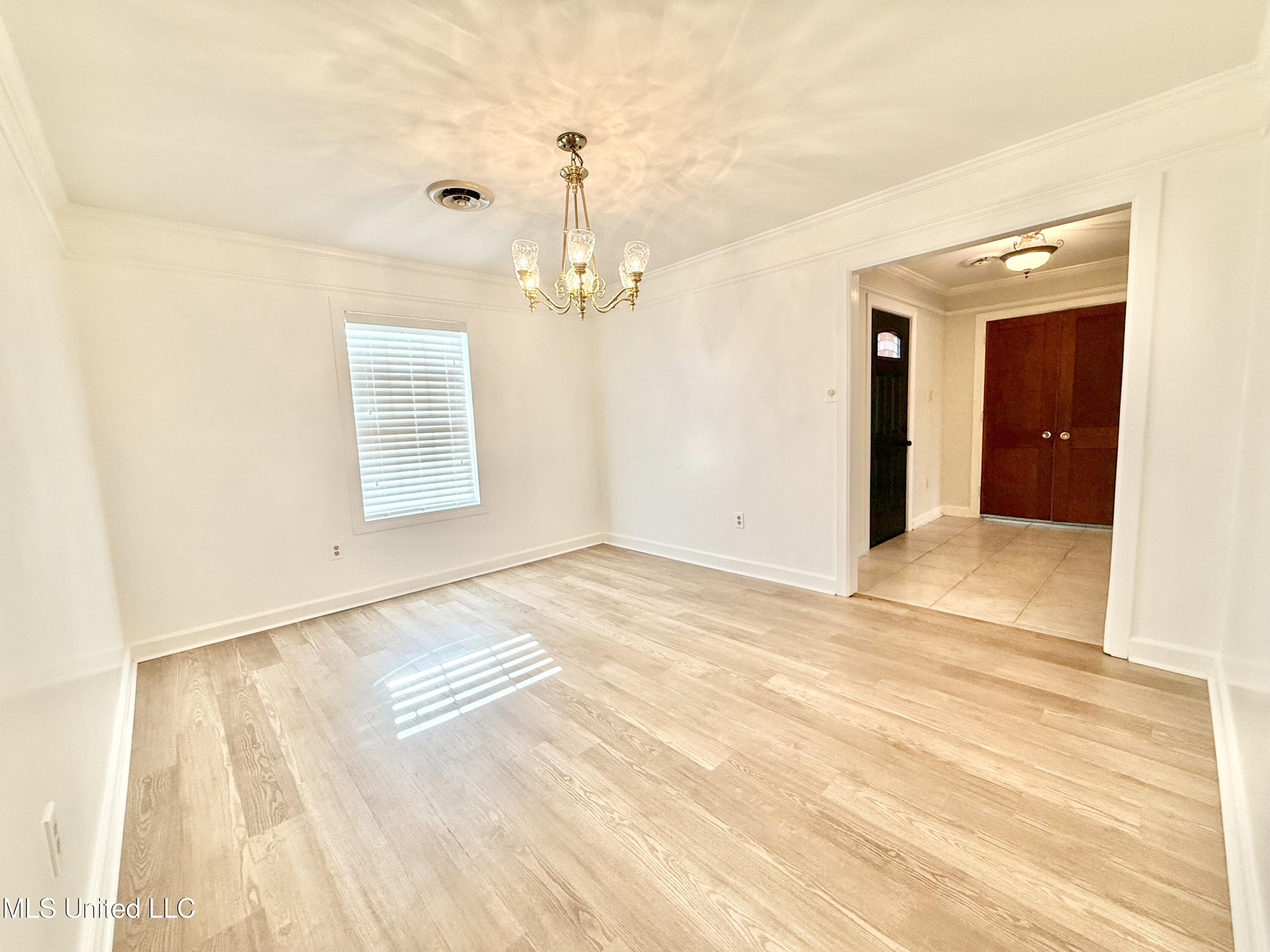 100 Pearl Street Crystal Springs, MS 39059 - Photo 15 of 56 Dining Room